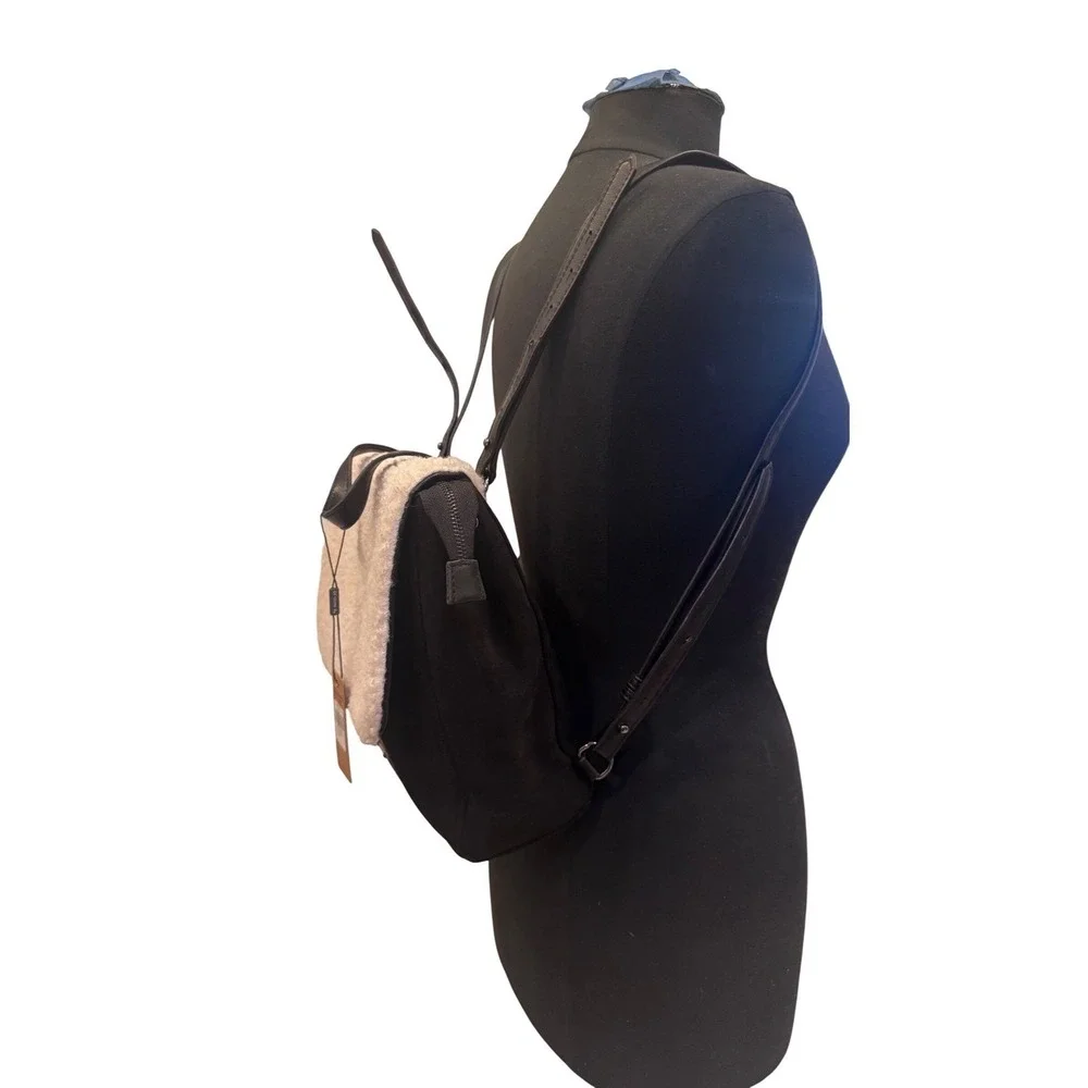 Bearpaw Sherpa Faux Shearling PVC Backpack Black Cream BWBBPW0001 NWT‎ 9.5x11x3